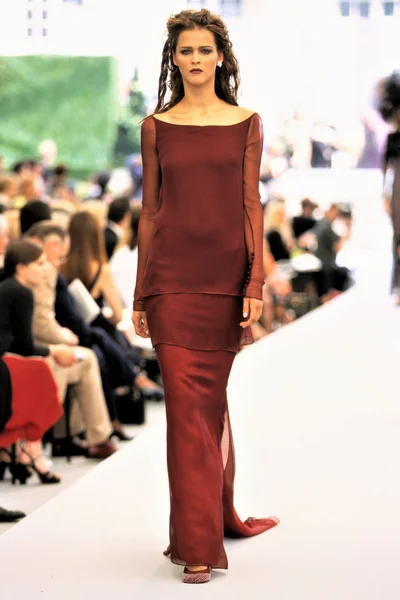 Look 50